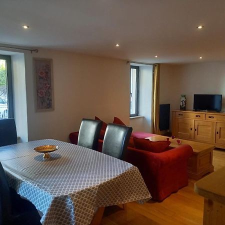 Appartement Centre Du Village Brides Les Bains Buitenkant foto