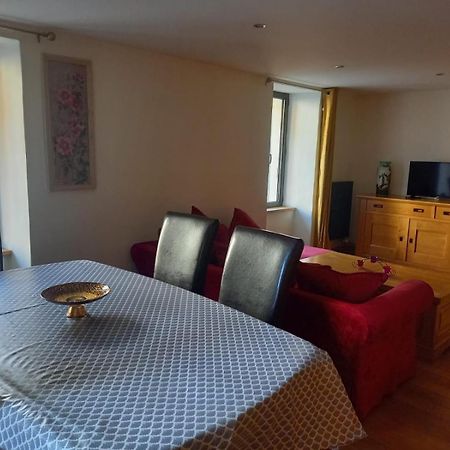 Appartement Centre Du Village Brides Les Bains Buitenkant foto