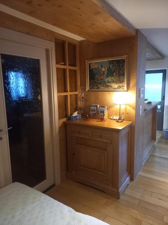 Appartement Centre Du Village Brides Les Bains Buitenkant foto