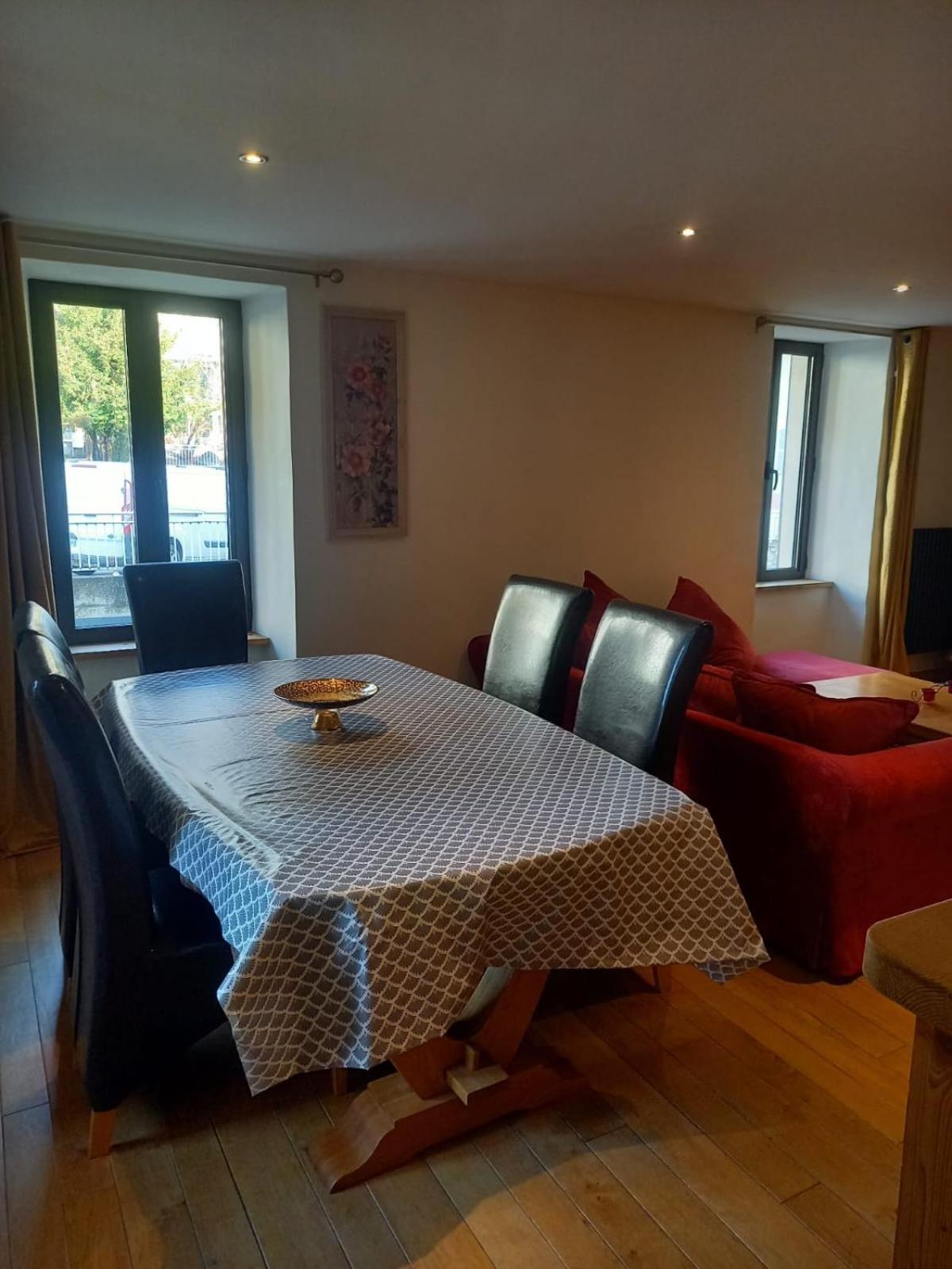 Appartement Centre Du Village Brides Les Bains Buitenkant foto
